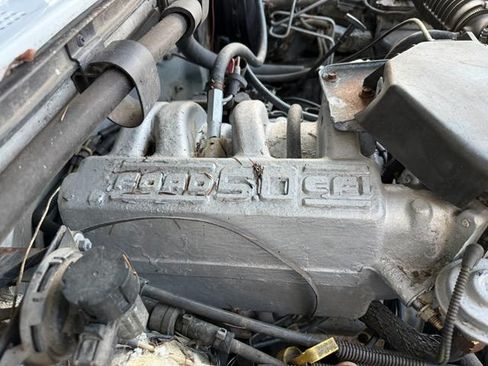 Used 1996 Ford Bronco Sport Utility 2D image 7