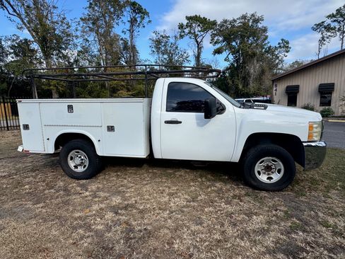 Used 2010 Chevrolet Silverado 2500 W/T image 5