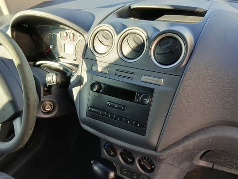 Used 2013 Ford Transit Connect XL image 9