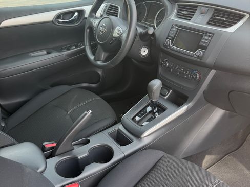 Used 2018 Nissan Sentra S image 13