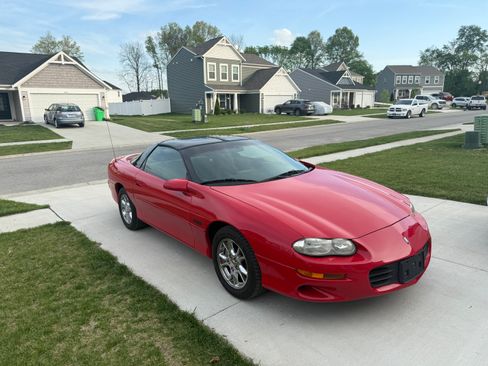 Used 2002 Chevrolet Camaro Z28 w/ Preferred Equipment Group 2 RWD image 13