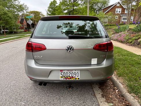 Used 2017 Volkswagen Golf Wolfsburg Edition FWD image 4