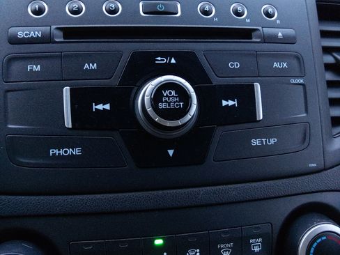 Used 2013 Honda CR-V LX image 19