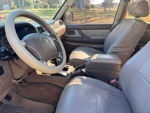 Used 1996 Toyota Land Cruiser Sport Utility 4D image 6
