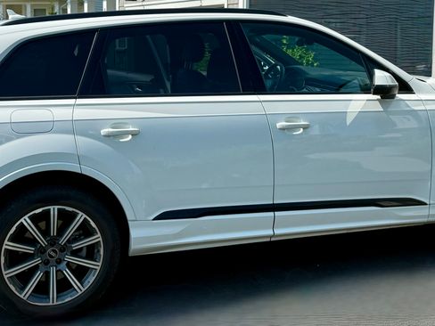 Used 2022 Audi Q7 2.0T Premium Plus AWD/4WD image 1