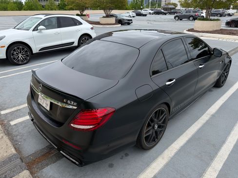 Used 2018 Mercedes-Benz E 63 AMG S image 13