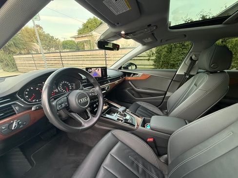 Used 2021 Audi A4 2.0T Premium w/ Convenience Package image 4