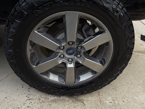 Used 2016 Ford F150 Lariat w/ Equipment Group 502A Luxury image 20