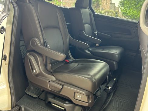 Used 2018 Honda Odyssey Elite image 13