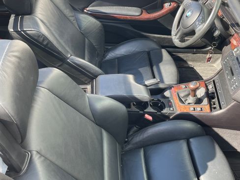 Used 2004 BMW 325Ci Convertible image 9