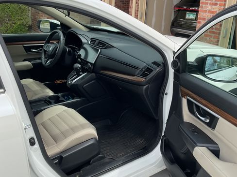Used 2018 Honda CR-V EX image 16