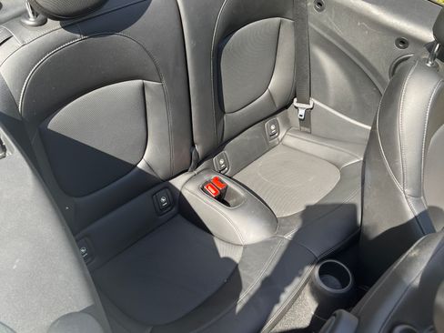 Used 2018 MINI Cooper S image 13