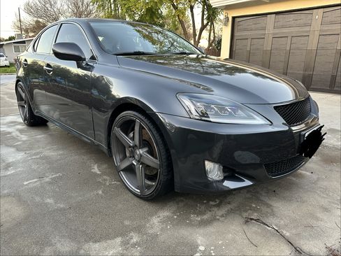 Used 2006 Lexus IS 350 image 4