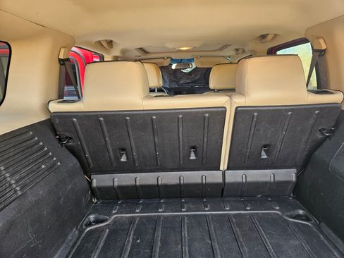 Used 2007 HUMMER H3 image 9