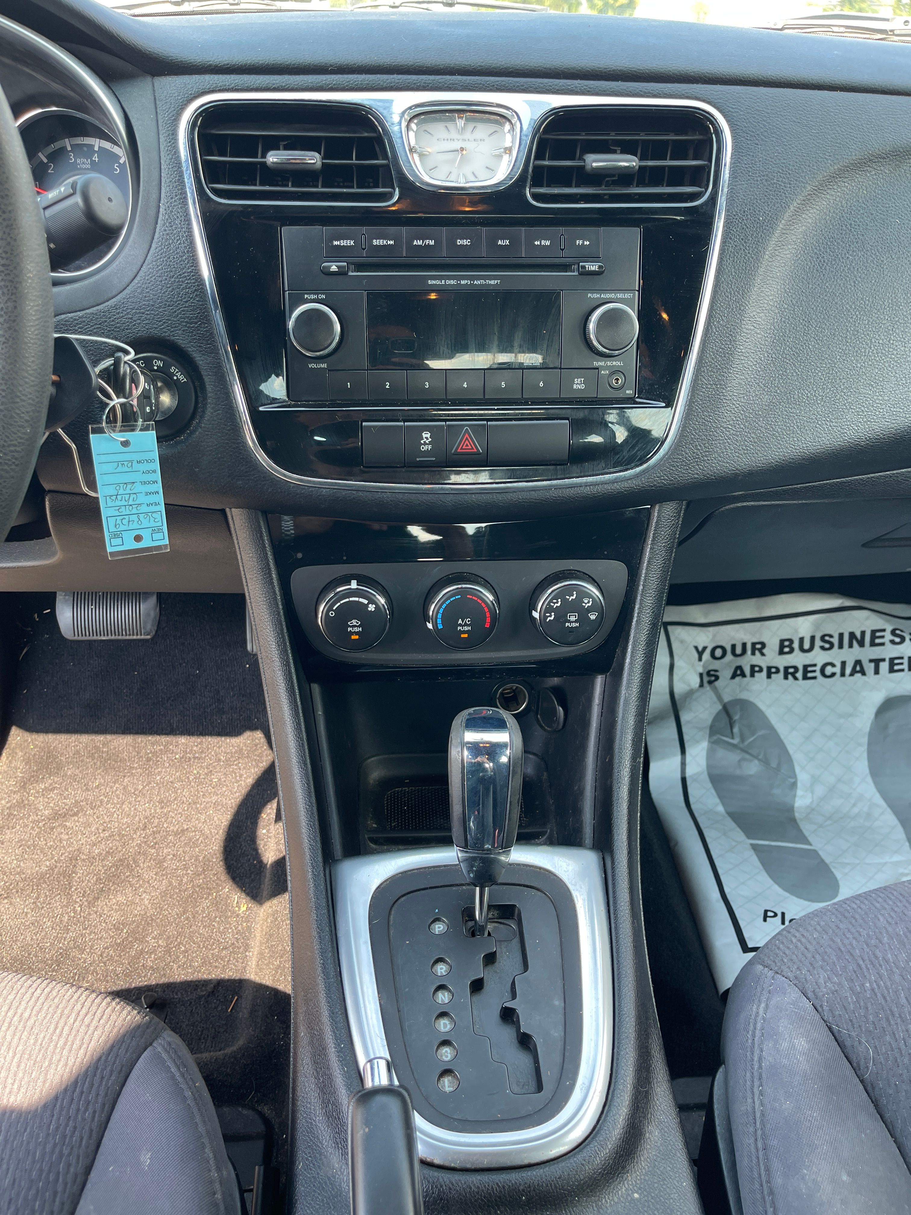 Used 2012 Chrysler 200 LX FWD image 17