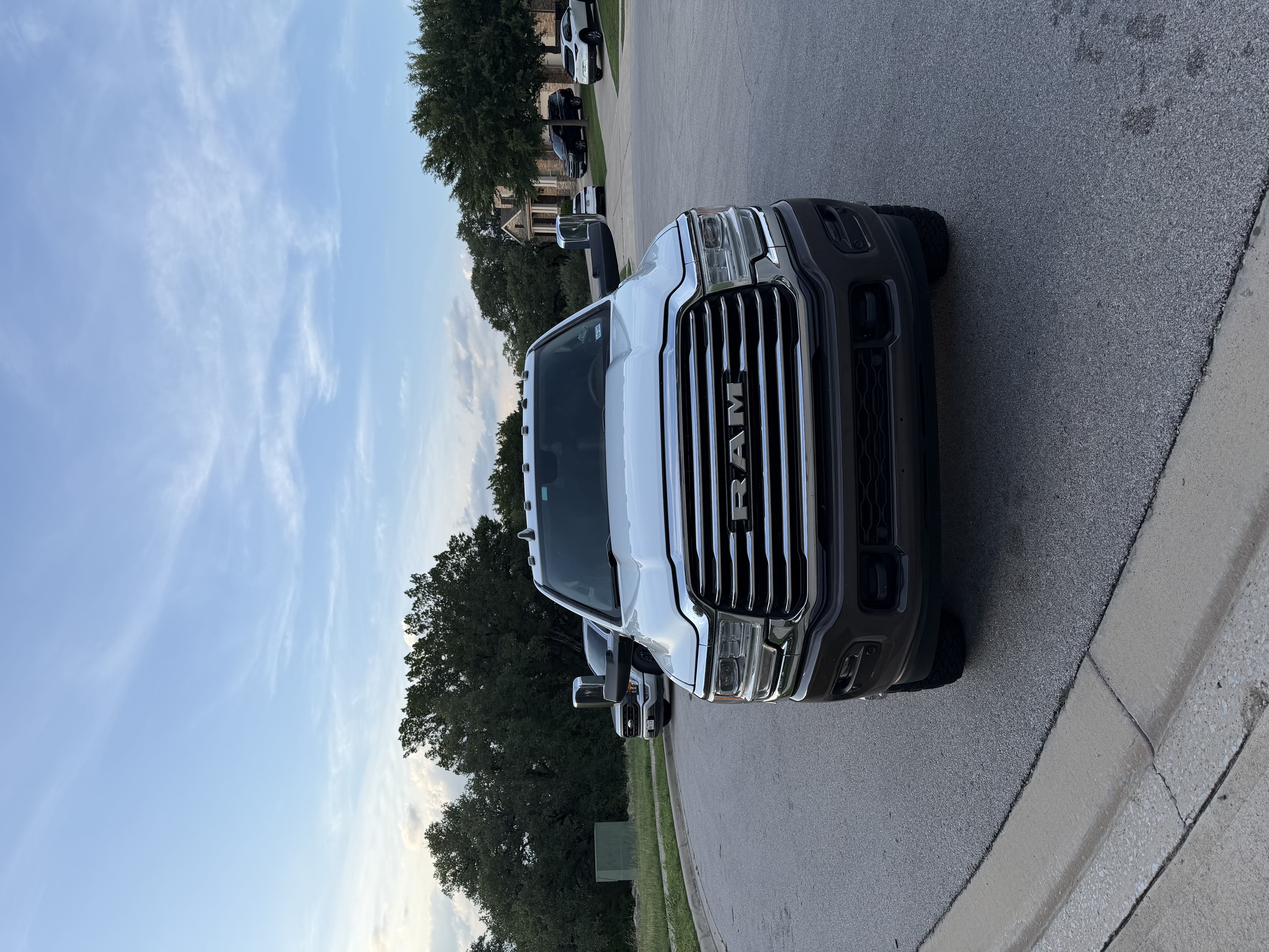 Used 2020 RAM 3500 Limited AWD/4WD image 2