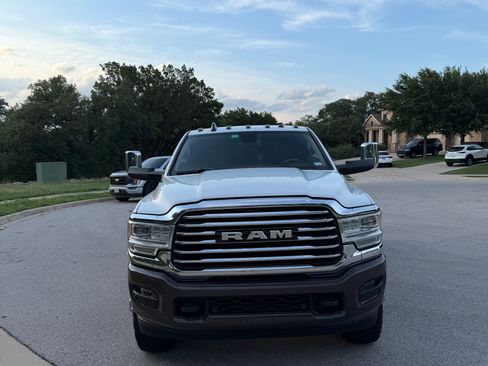 Used 2020 RAM 3500 Limited AWD/4WD image 2