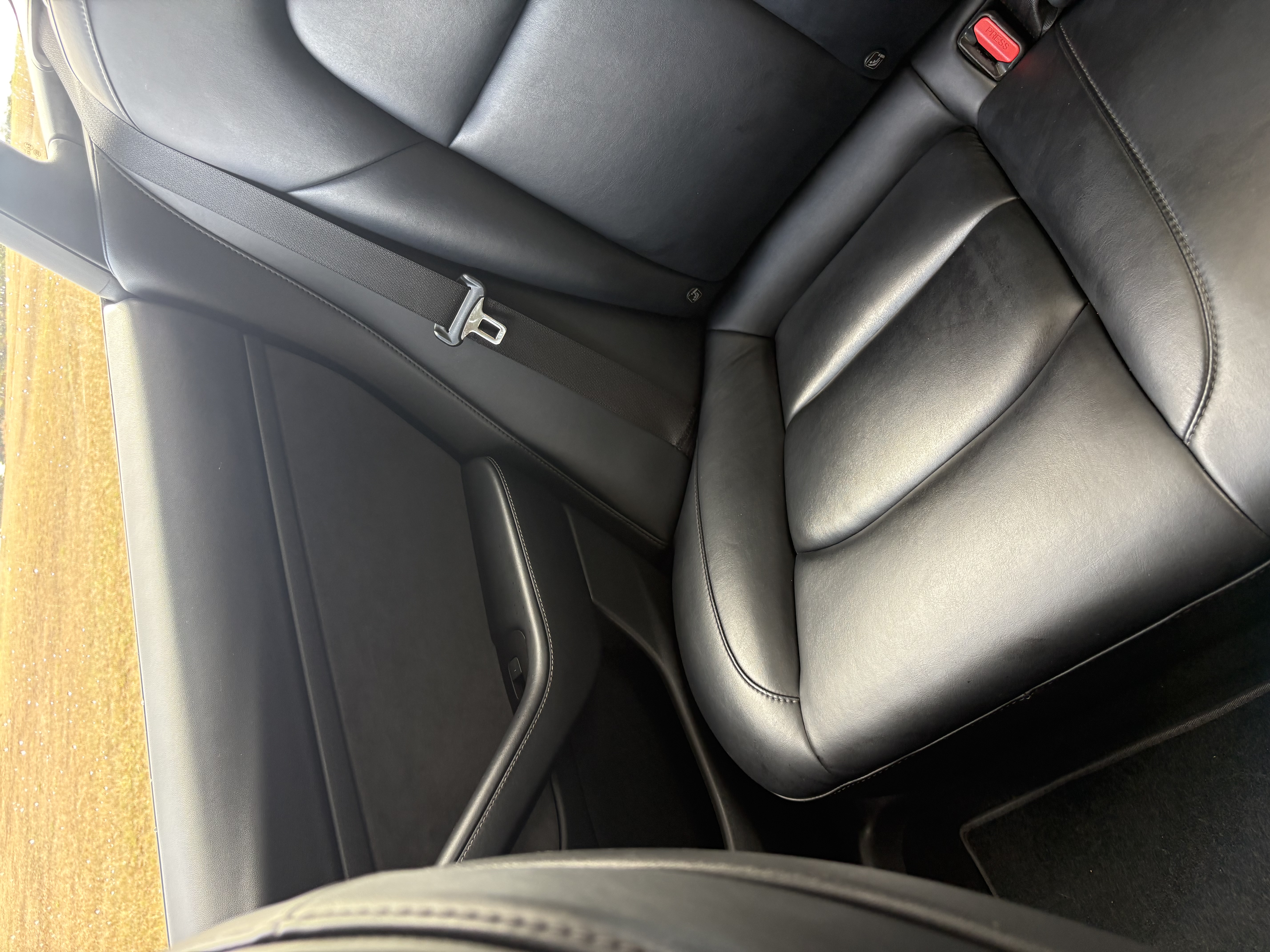 Used 2022 Tesla Model 3 Standard Range RWD image 15