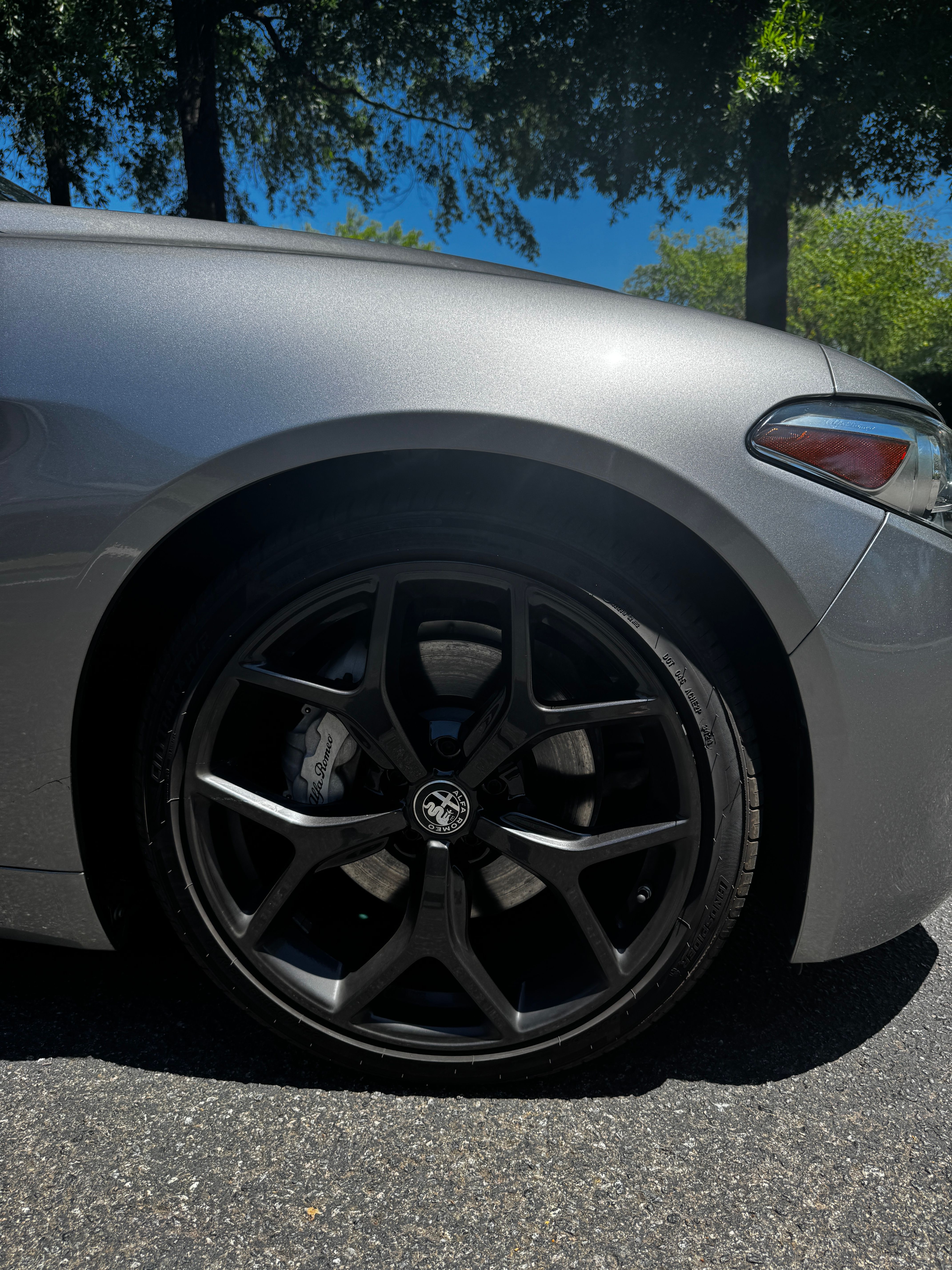 Used 2021 Alfa Romeo Giulia Ti w/ Nero Edizione RWD image 14