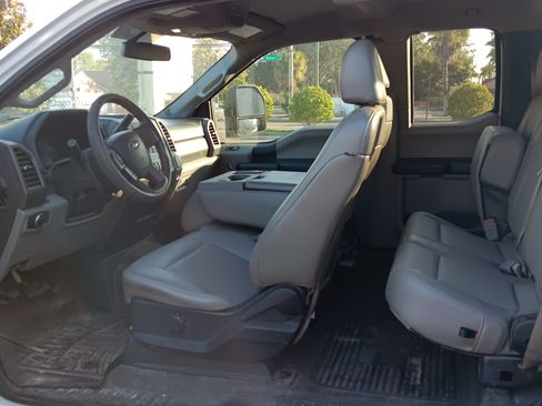 Used 2019 Ford F250 XL w/ Power Equipment Group image 10