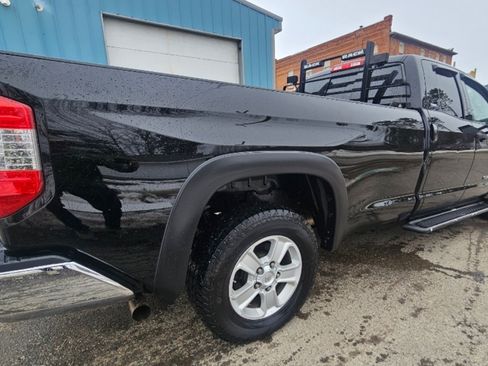 Used 2014 Toyota Tundra SR5 w/ SR5 Upgrade Package AWD/4WD image 8