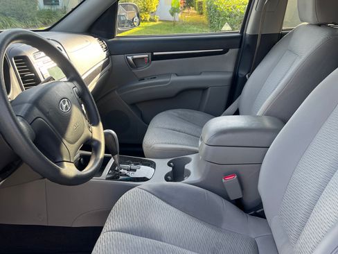 Used 2009 Hyundai Santa Fe GLS image 6