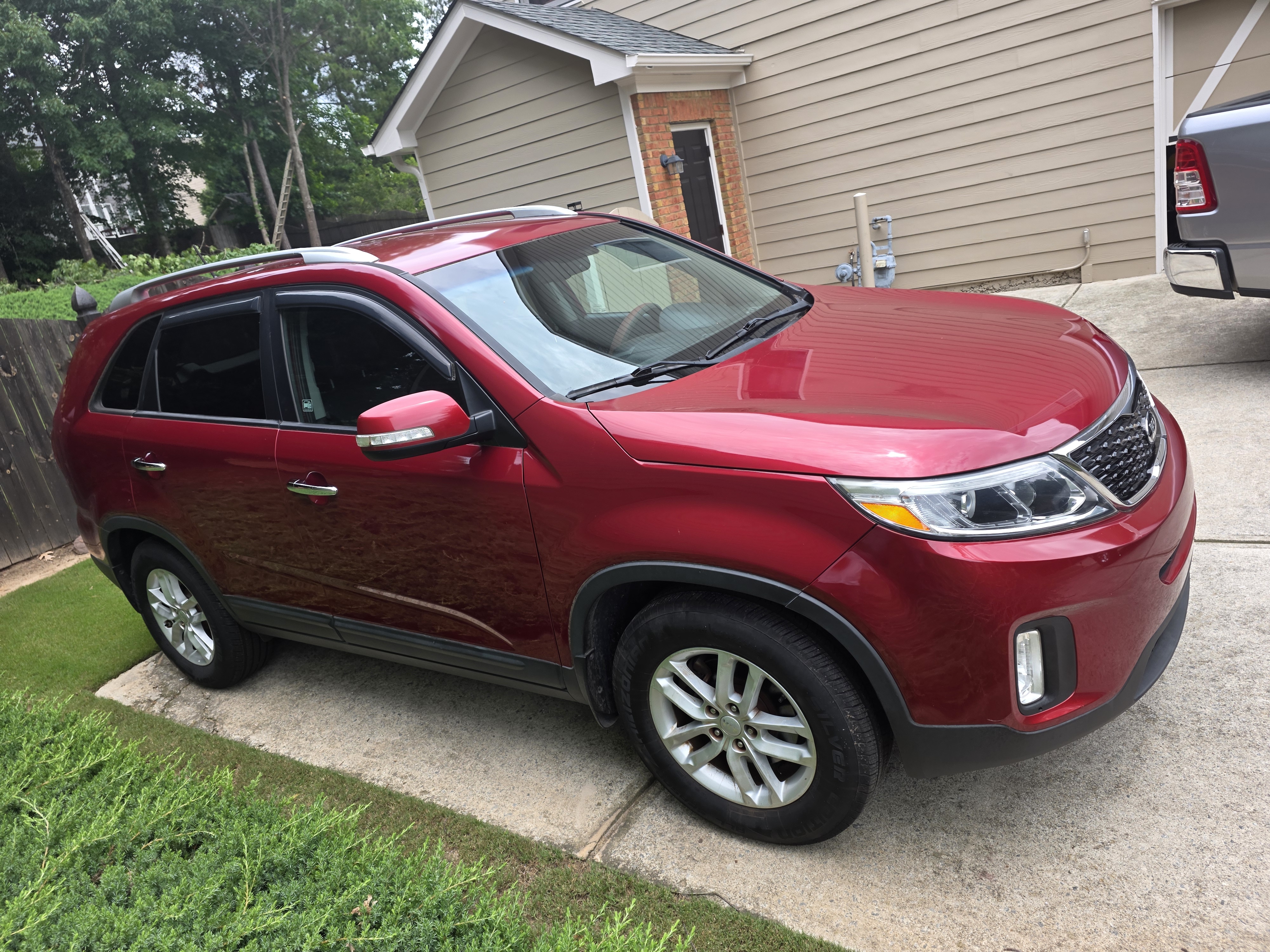 Used 2015 Kia Sorento LX FWD image 2