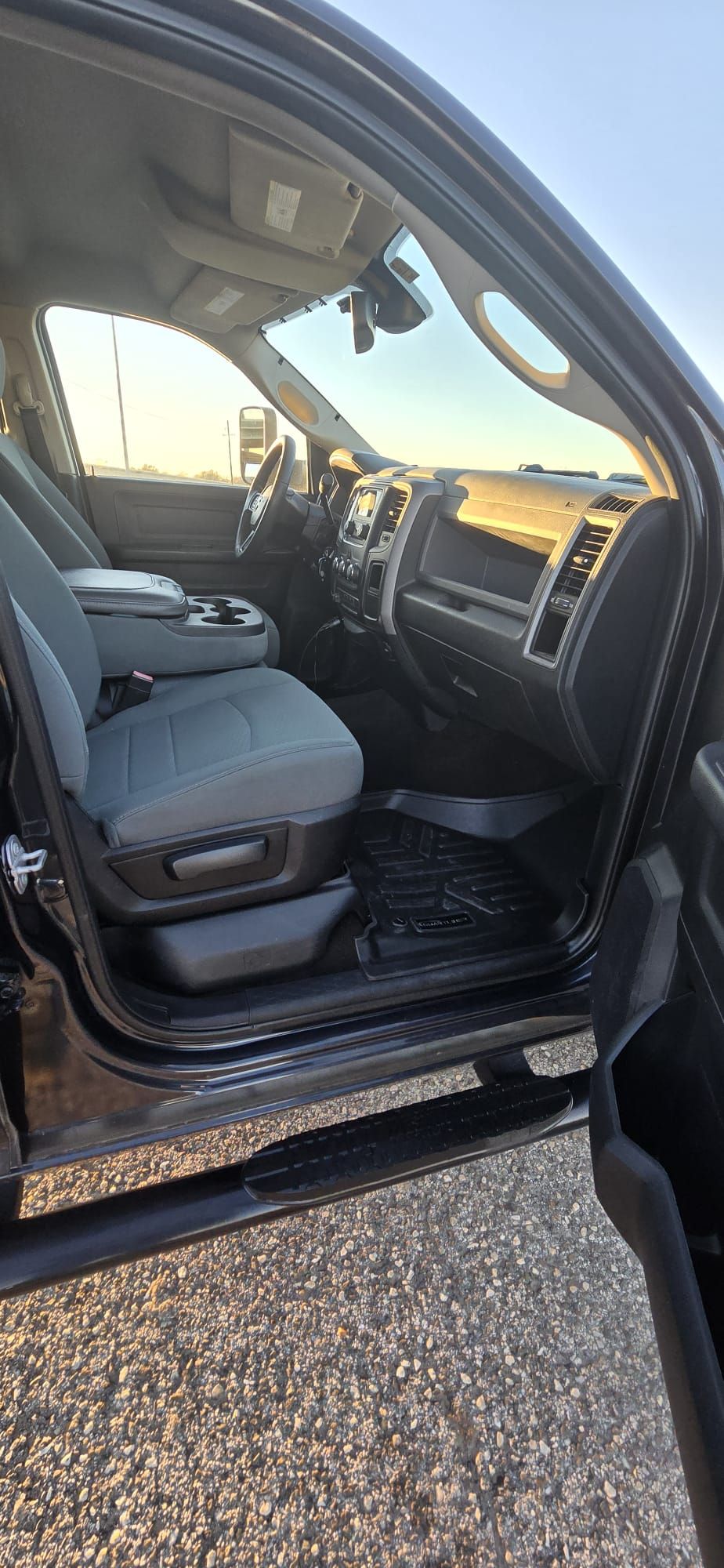 Used 2018 RAM 3500 Tradesman w/ Popular Equipment Group RWD image 25