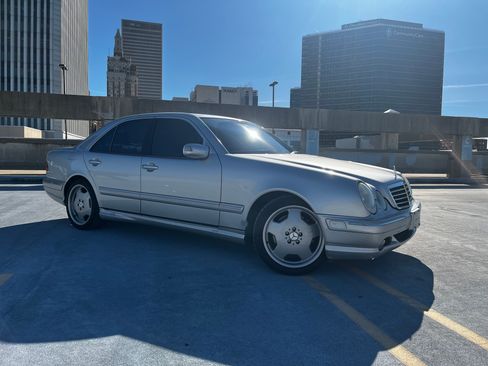 Used 2001 Mercedes-Benz E 55 AMG Sedan image 2