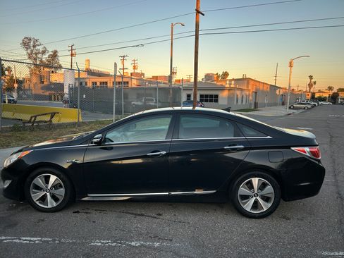 Used 2011 Hyundai Sonata Hybrid w/ Premium Equipment Pkg 2 image 10