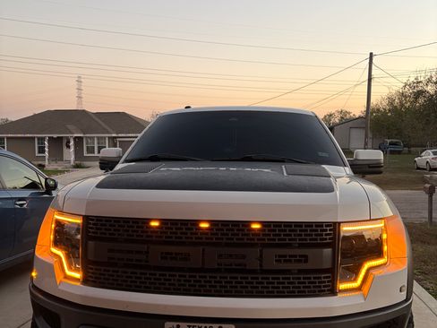 Used 2011 Ford F150 Raptor w/ Raptor Luxury Pkg image 2