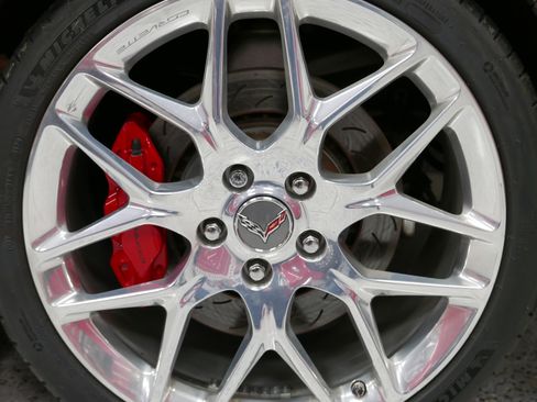 Used 2016 Chevrolet Corvette Stingray Convertible w/ 3LT Preferred Equipment Group image 16