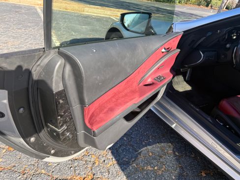 Used 2018 Lexus LC 500 Coupe w/ Touring Package image 9