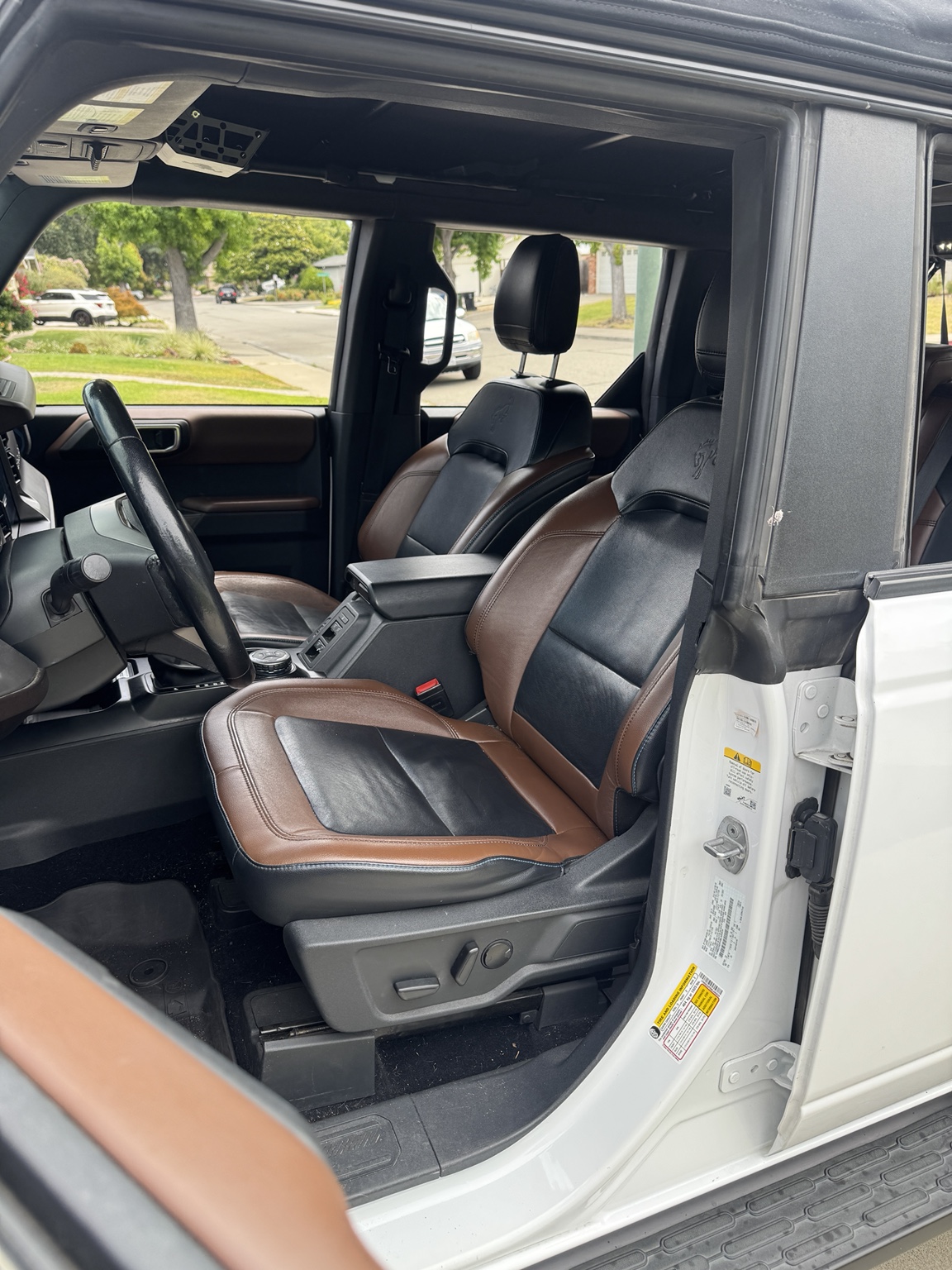 Used 2021 Ford Bronco Outer Banks w/ Sasquatch Package AWD/4WD image 12