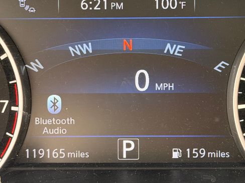 Used 2017 Nissan Murano Platinum w/ Platinum Technology Package FWD image 10
