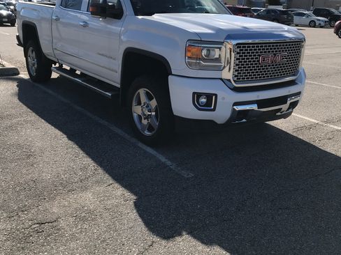 Used 2015 GMC Sierra 2500 Denali w/ Snow Plow Prep Package image 14