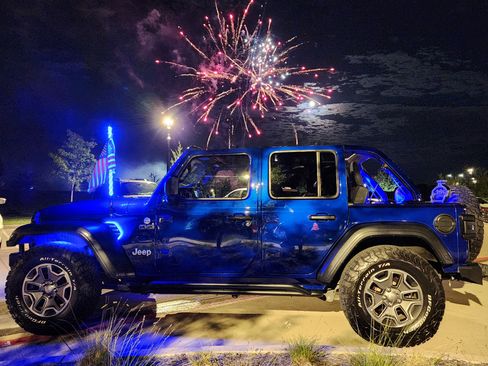 Used 2018 Jeep Wrangler Unlimited Sport image 9
