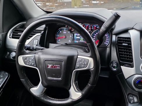 Used 2018 GMC Yukon SLT image 20