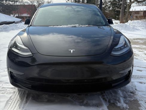 Used 2018 Tesla Model 3 Long Range image 1