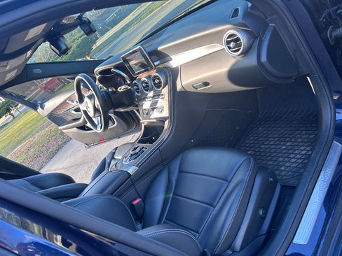 Used 2018 Mercedes-Benz C 300 4MATIC Sedan image 9