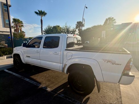 Used 2013 Toyota Tacoma PreRunner w/ TRD Sport Pkg RWD image 16