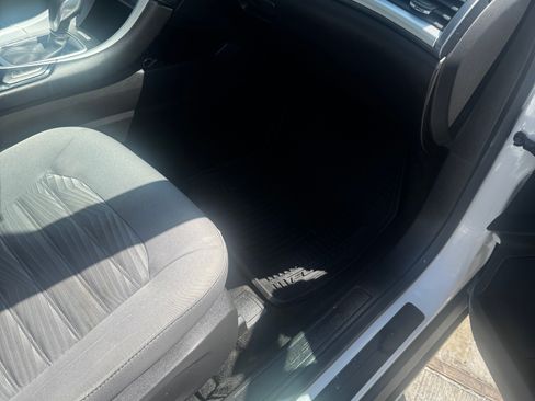 Used 2016 Ford Fusion S FWD image 9
