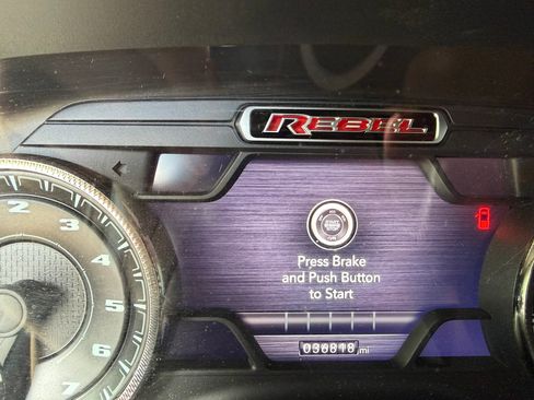 Used 2021 RAM 1500 Rebel AWD/4WD image 16