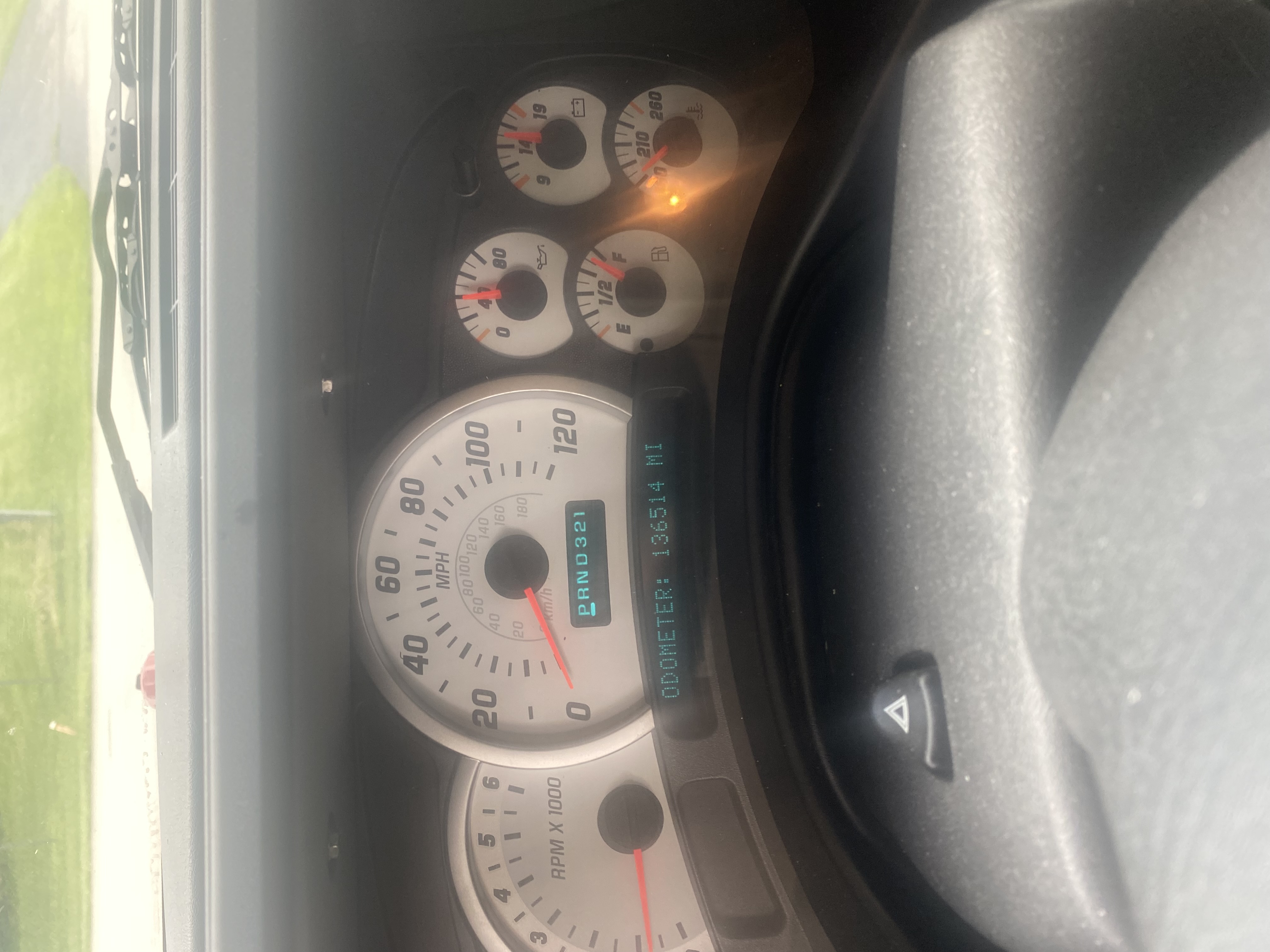 Used 2004 HUMMER H2 AWD/4WD image 2