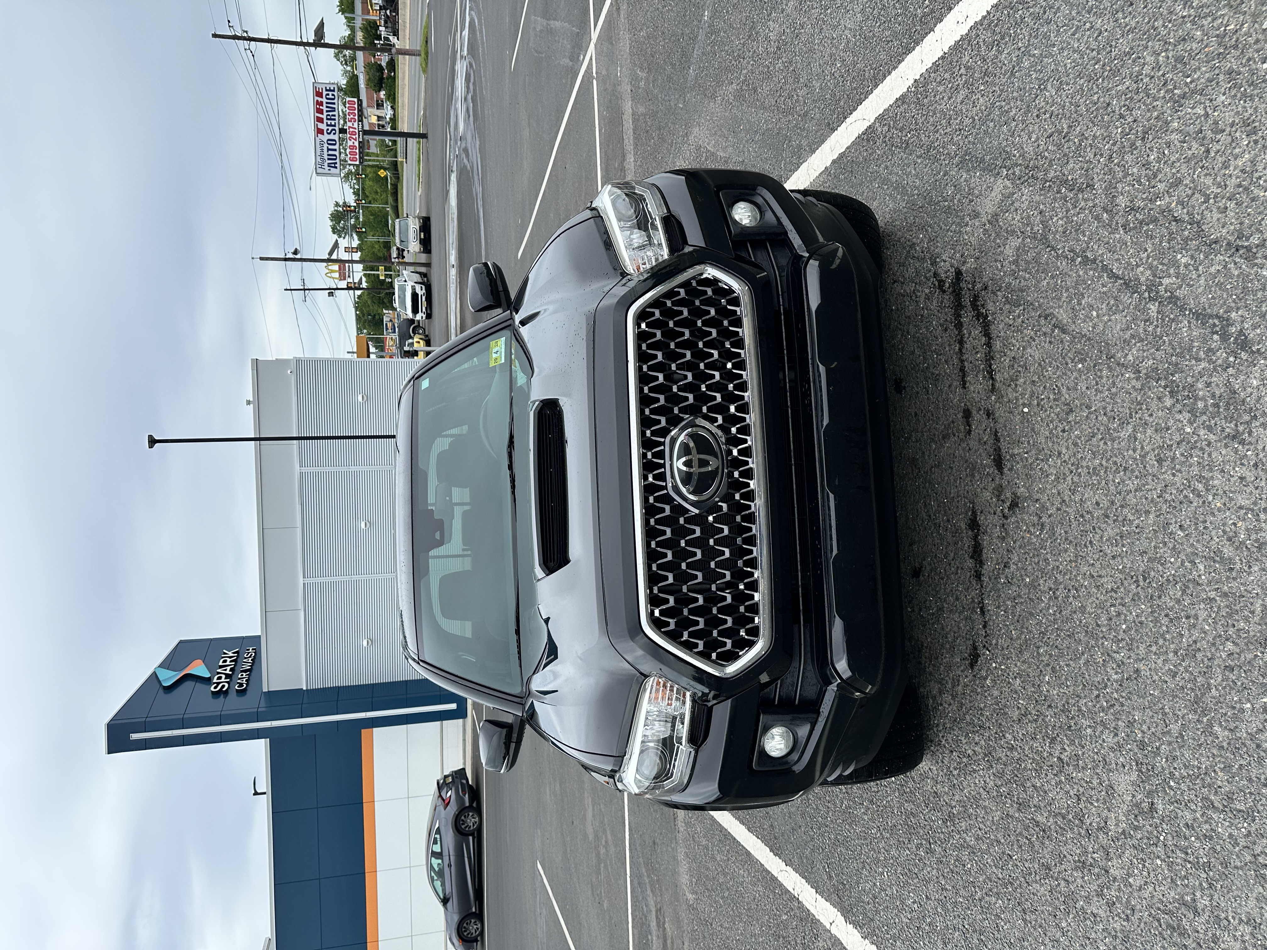 Used 2019 Toyota Tacoma TRD Sport AWD/4WD image 6