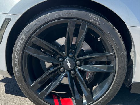 Used 2018 Chevrolet Camaro SS w/ Redline Edition RWD image 14