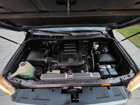 Used 2015 Toyota Tundra Platinum image 11