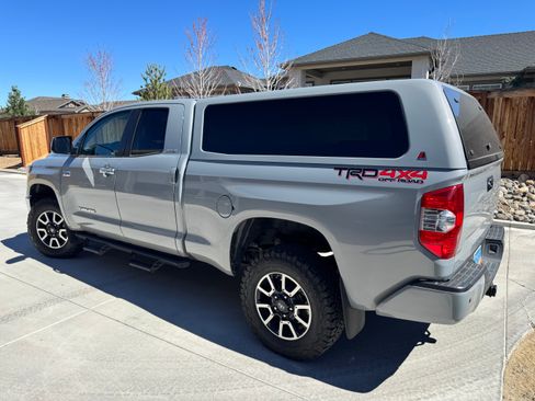 Used 2021 Toyota Tundra Limited w/ Limited Premium Package image 9