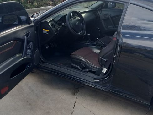 Used 2006 Hyundai Tiburon GT image 16