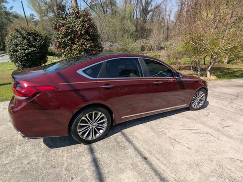 Used 2015 Hyundai Genesis 3.8 w/ Option Group 04 image 2